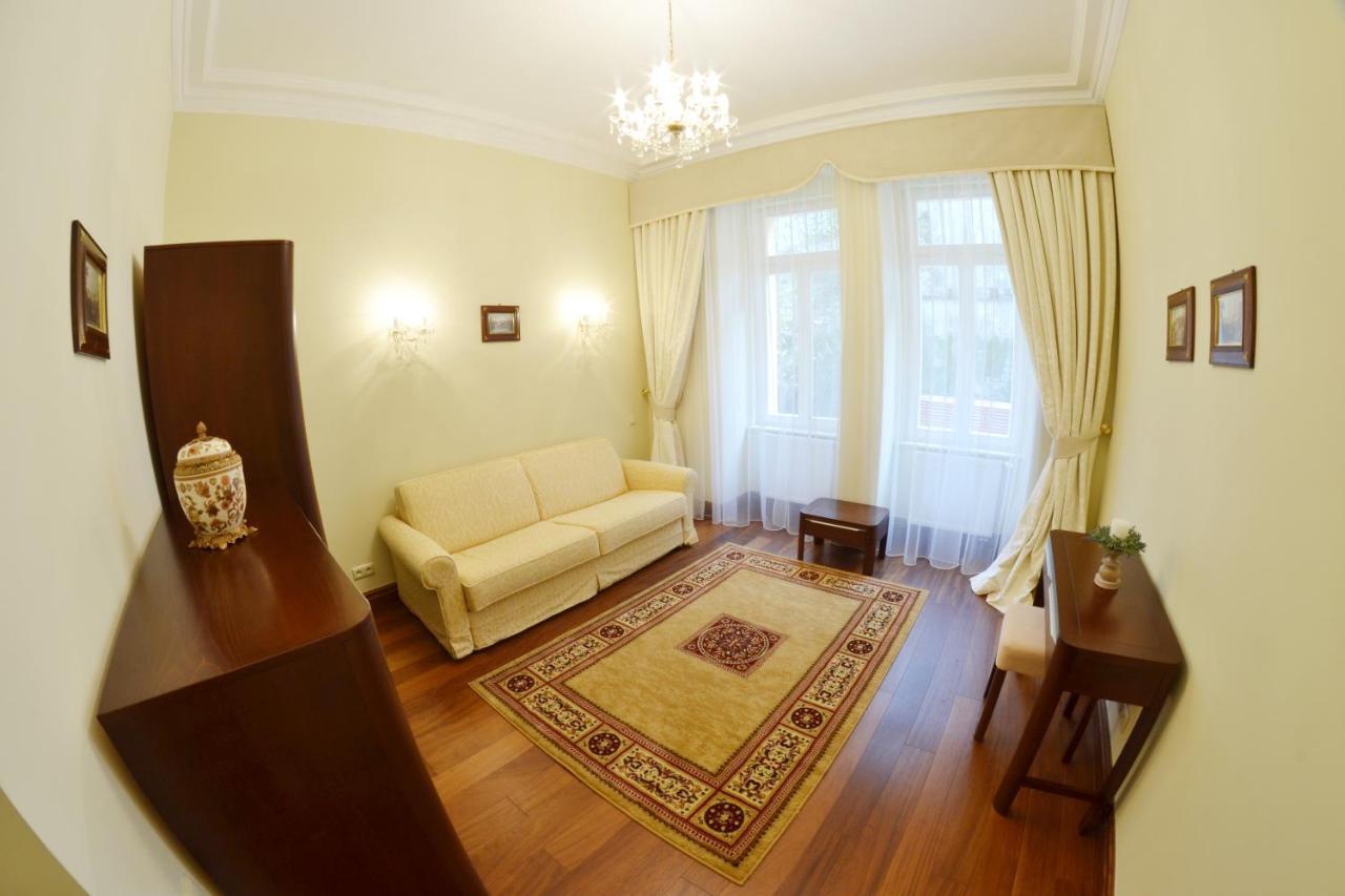 Apartma Premium Karlovy Vary Luaran gambar