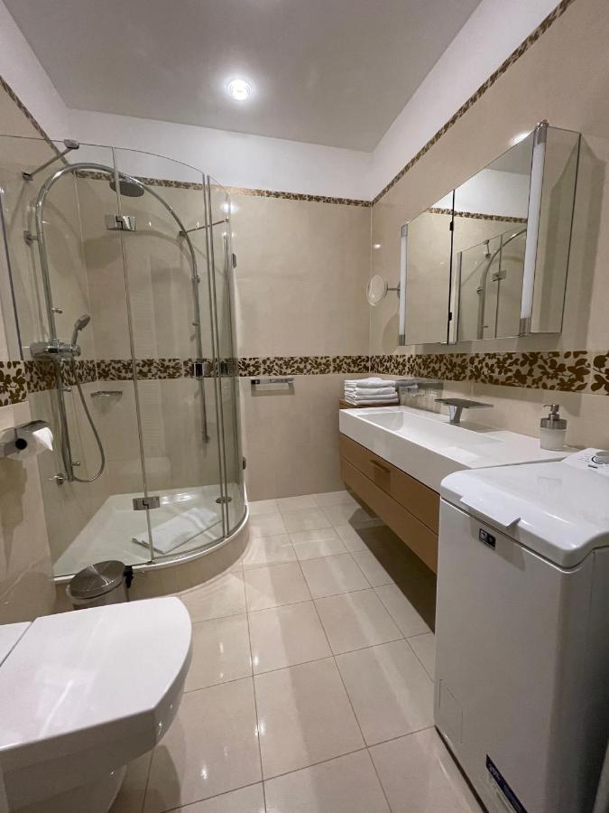 Apartma Premium Karlovy Vary Luaran gambar
