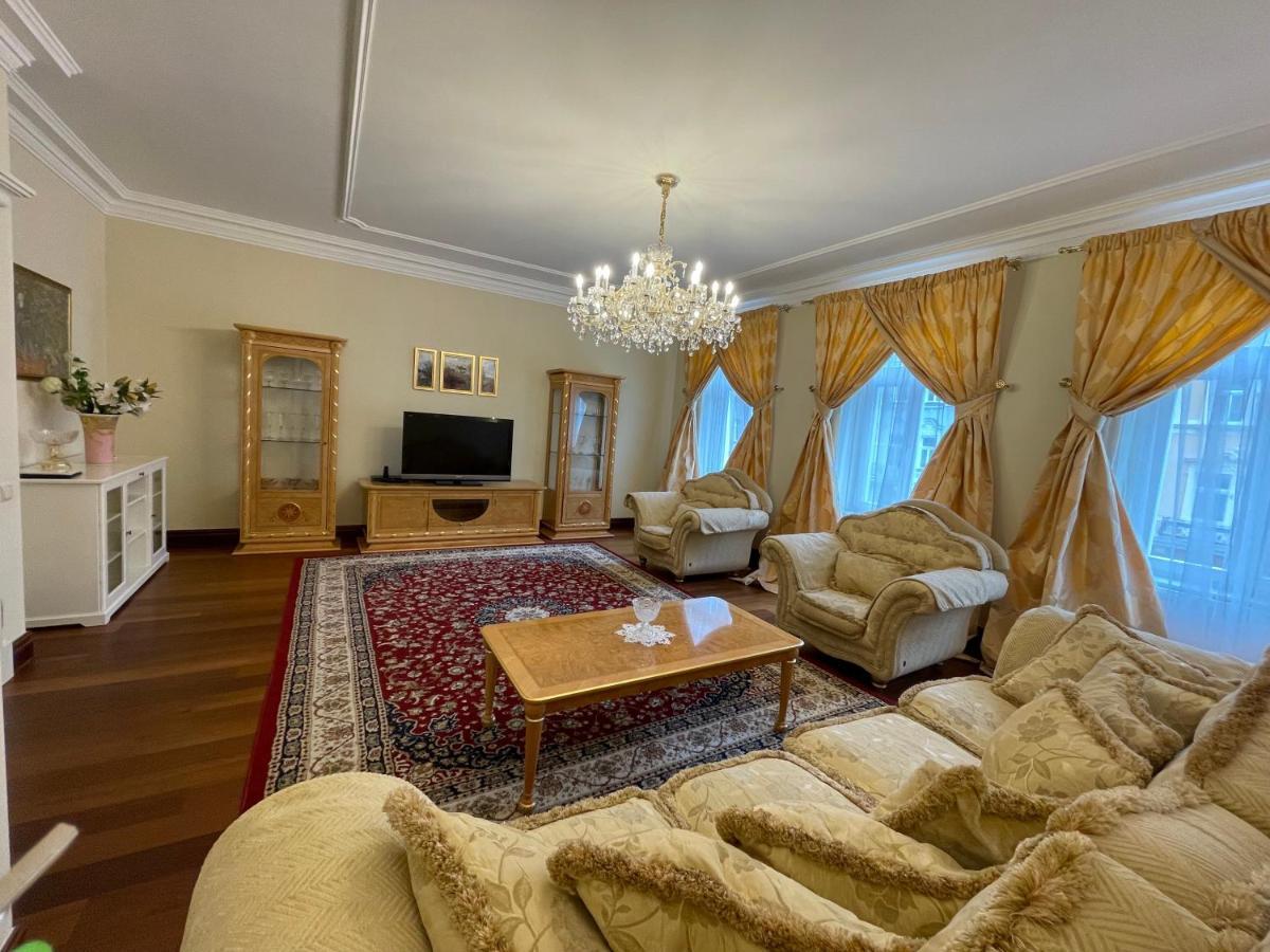 Apartma Premium Karlovy Vary Luaran gambar