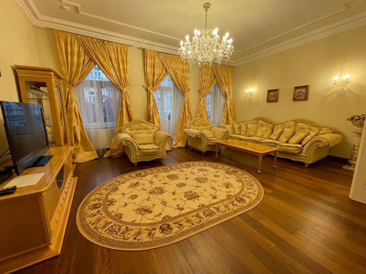 Apartma Premium Karlovy Vary Luaran gambar
